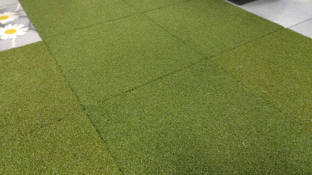 Dalle imitation gazon TURFTRAX Dalles clipsables couleur gazon