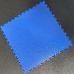 Dalle de sol PVC garage clipsable bleu
